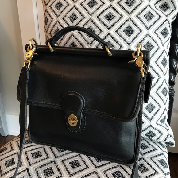 Coach Handbags - Coach Willis Turnlock Crossbody